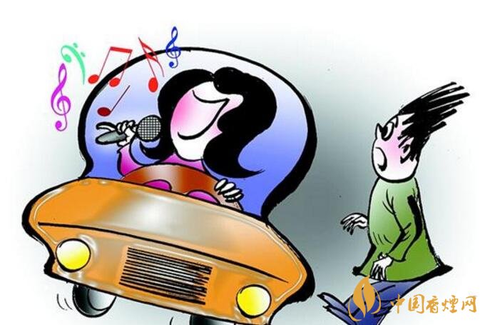 開車抽煙扣分嗎，2018年開車抽煙如何處罰