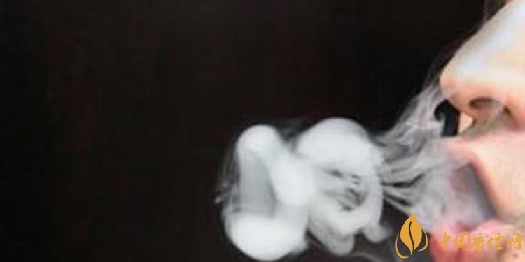 抽煙怎么吐煙圈，吐煙圈是種藝術(shù)