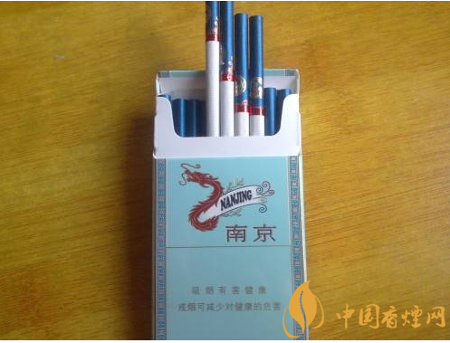 過年待客買什么香煙好，中華撐場面軟云看內(nèi)在