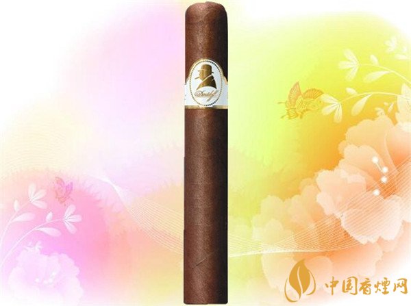 大衛(wèi)杜夫雪茄(丘吉爾)價(jià)格表圖 大衛(wèi)杜夫溫斯頓丘吉爾政治家雪茄多少錢(qián)